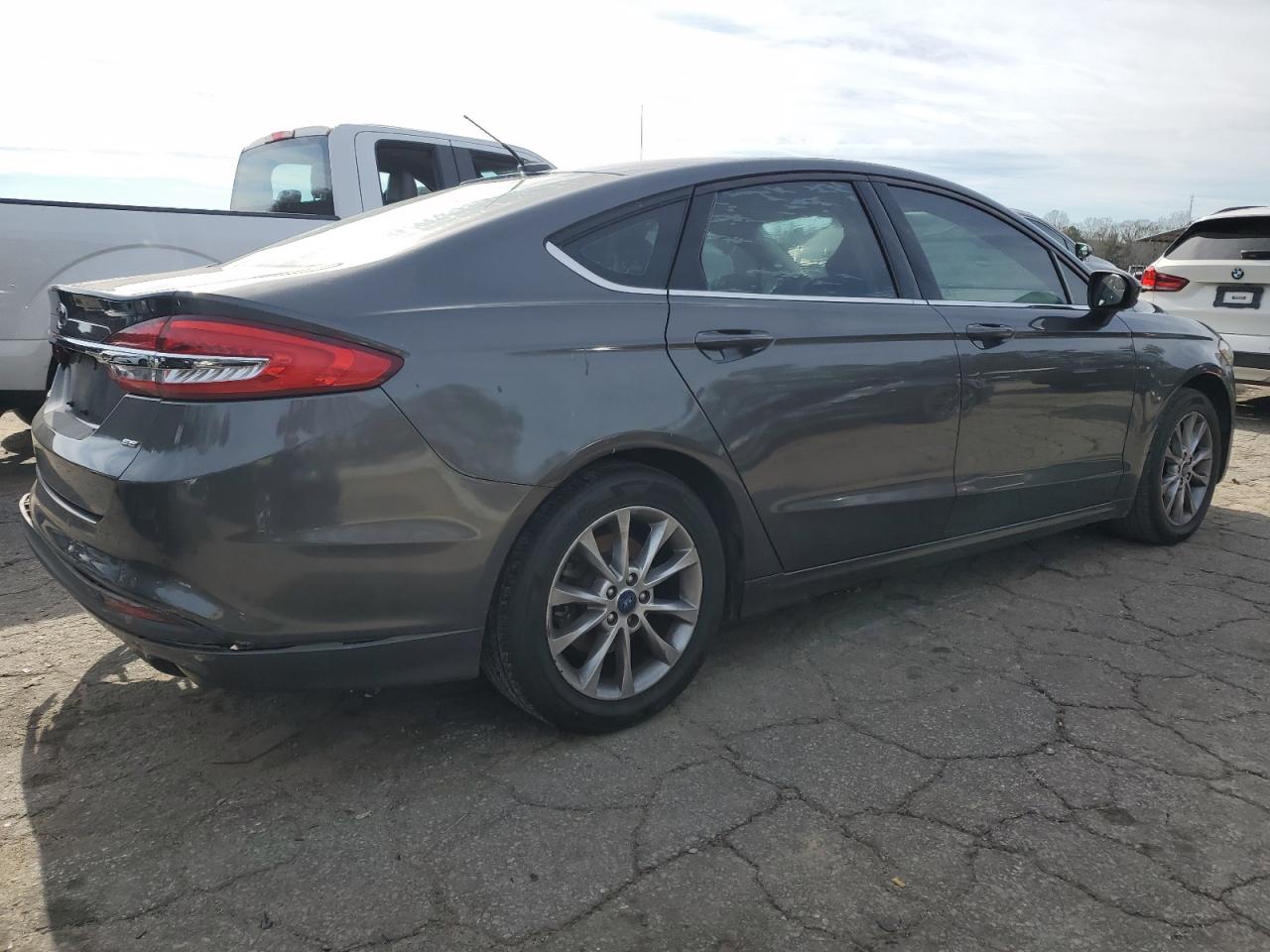 Photo 2 VIN: 3FA6P0H71HR339178 - FORD FUSION 