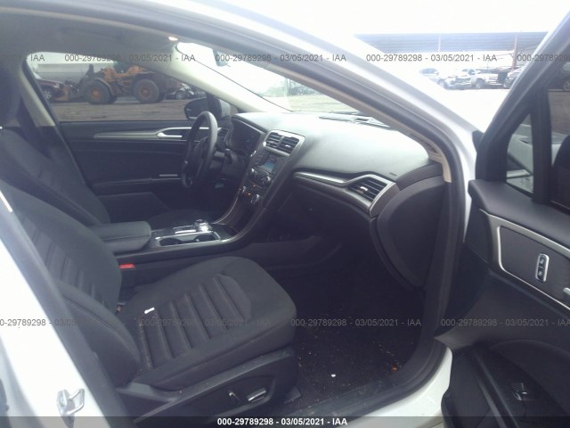 Photo 4 VIN: 3FA6P0H71HR388266 - FORD FUSION 