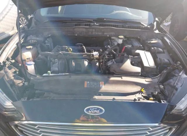 Photo 9 VIN: 3FA6P0H71HR394441 - FORD FUSION 