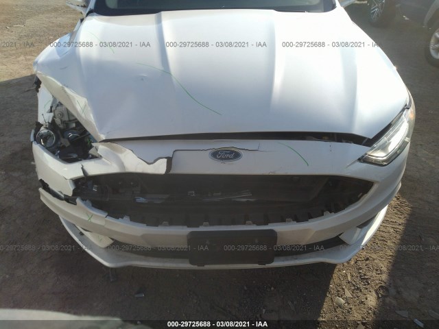 Photo 5 VIN: 3FA6P0H71HR415031 - FORD FUSION 