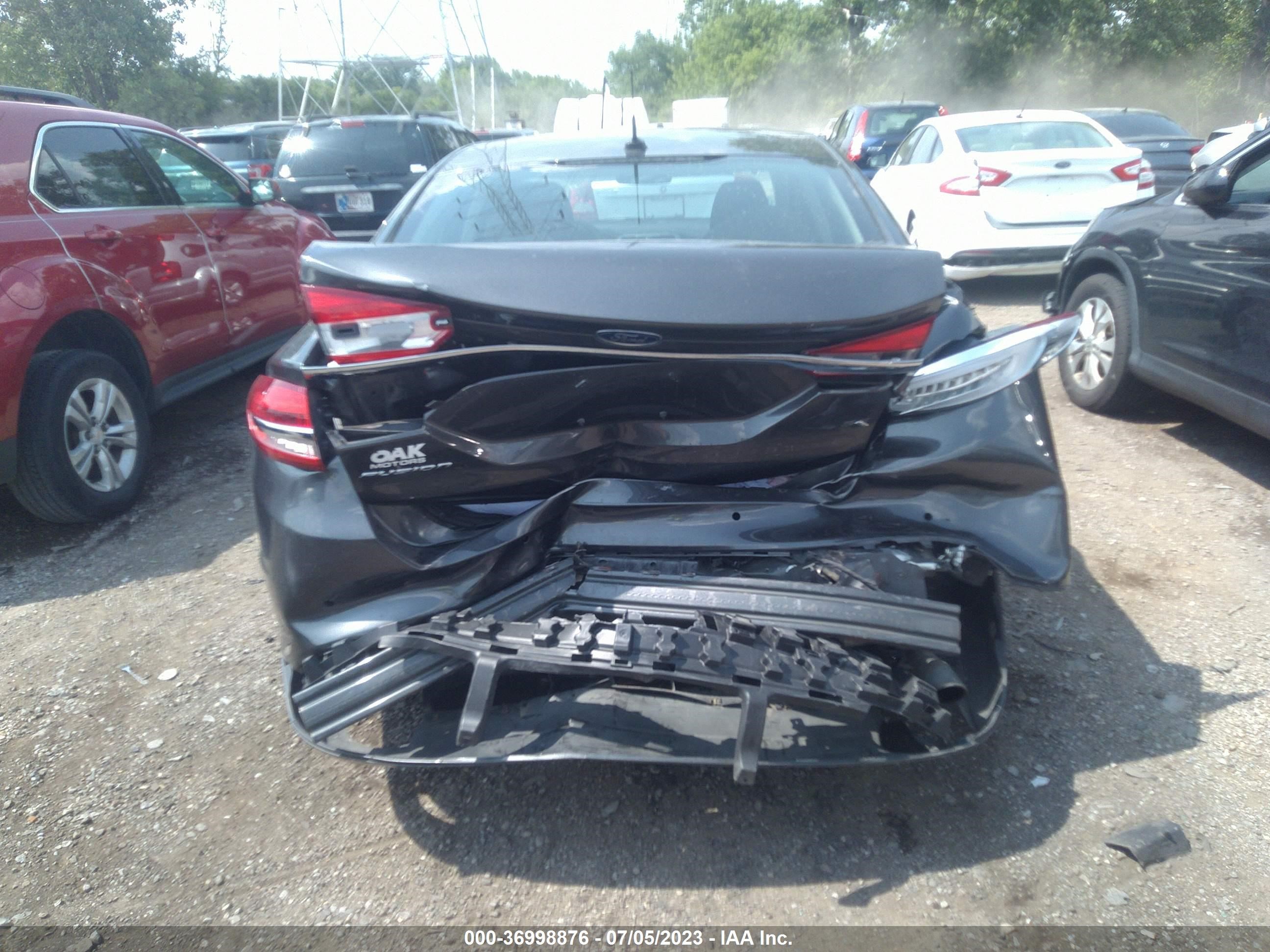 Photo 15 VIN: 3FA6P0H71JR139326 - FORD FUSION 