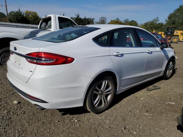 Photo 2 VIN: 3FA6P0H71JR178742 - FORD FUSION 