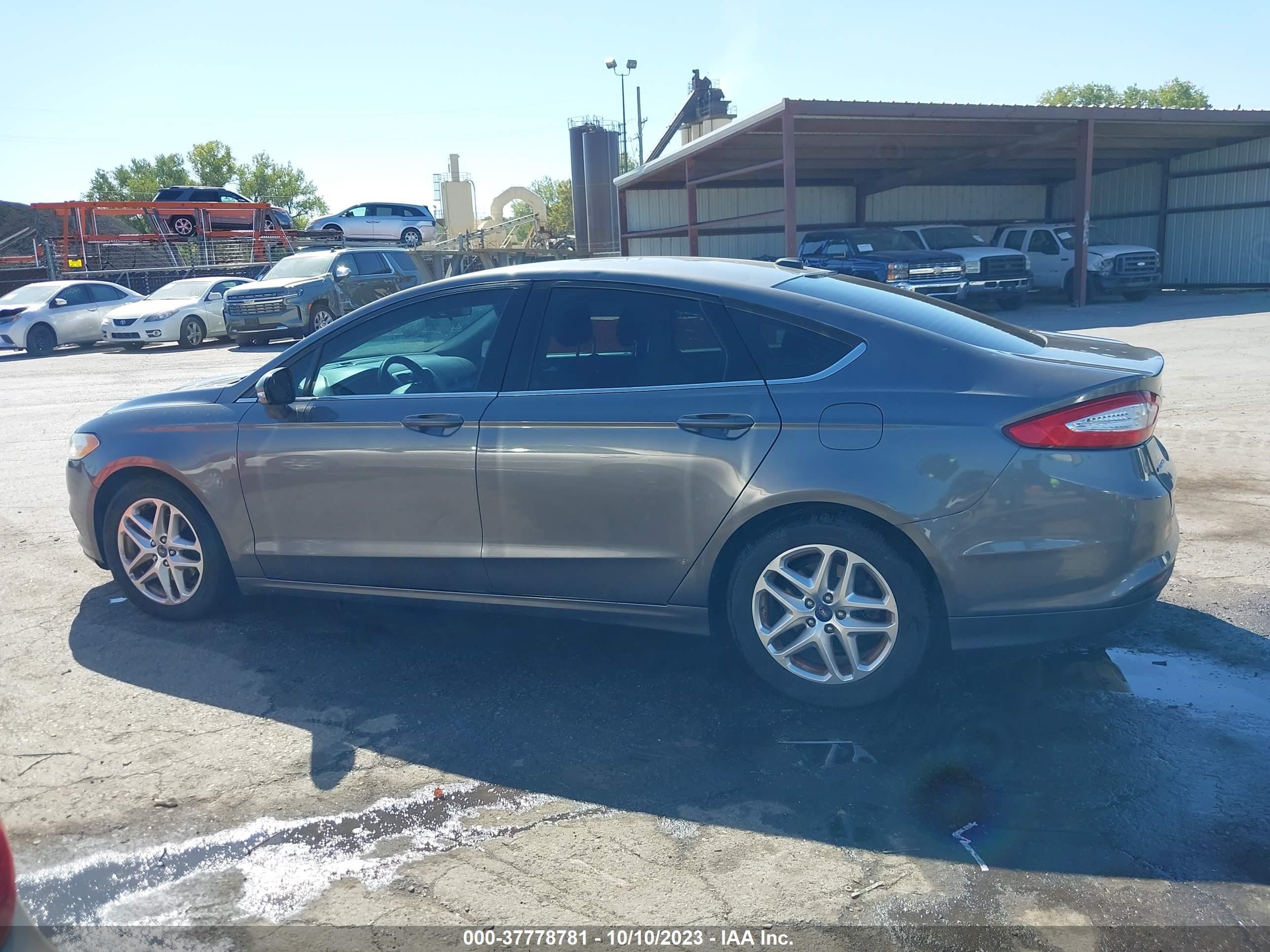 Photo 13 VIN: 3FA6P0H72DR268485 - FORD FUSION 