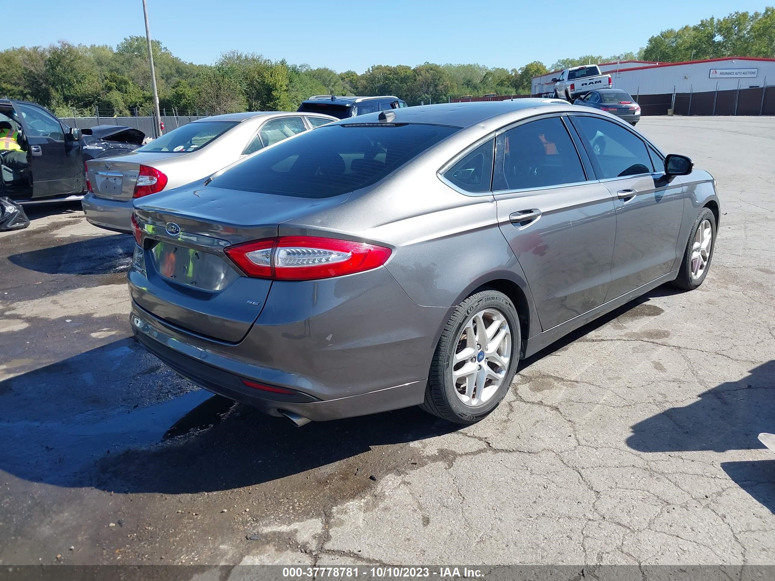 Photo 3 VIN: 3FA6P0H72DR268485 - FORD FUSION 