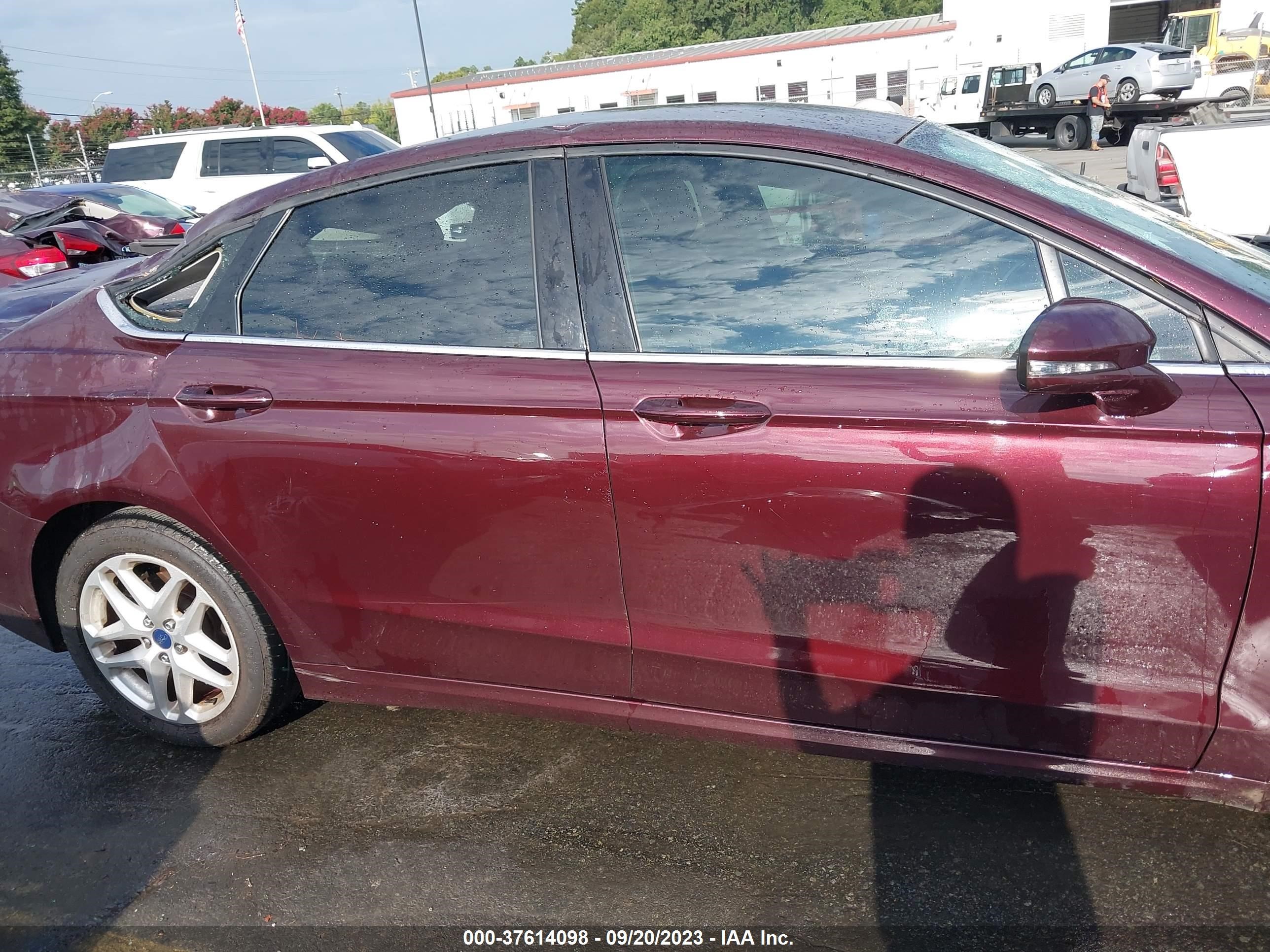 Photo 13 VIN: 3FA6P0H72DR282807 - FORD FUSION 