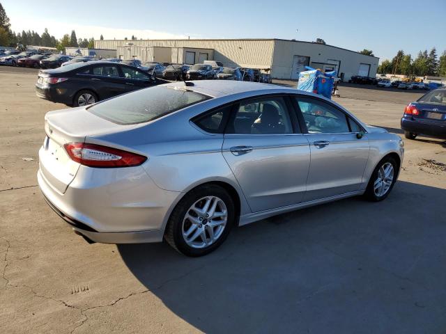 Photo 2 VIN: 3FA6P0H72DR294102 - FORD FUSION SE 