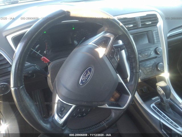 Photo 4 VIN: 3FA6P0H72DR309360 - FORD FUSION 