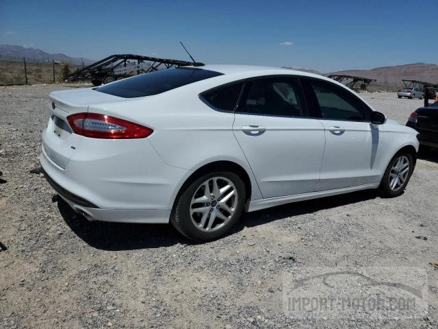 Photo 2 VIN: 3FA6P0H72FR105502 - FORD FUSION 