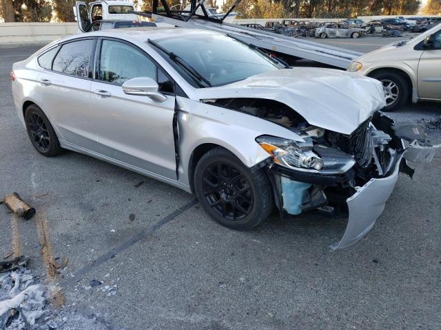 Photo 3 VIN: 3FA6P0H72FR118704 - FORD FUSION SE 