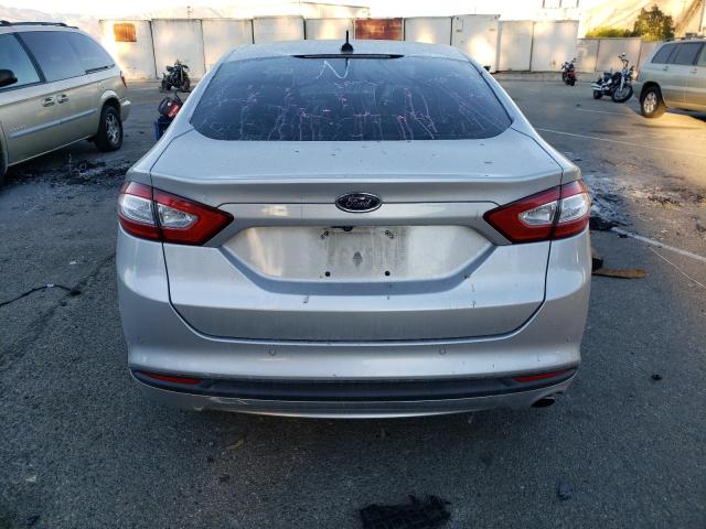 Photo 5 VIN: 3FA6P0H72FR118704 - FORD FUSION SE 