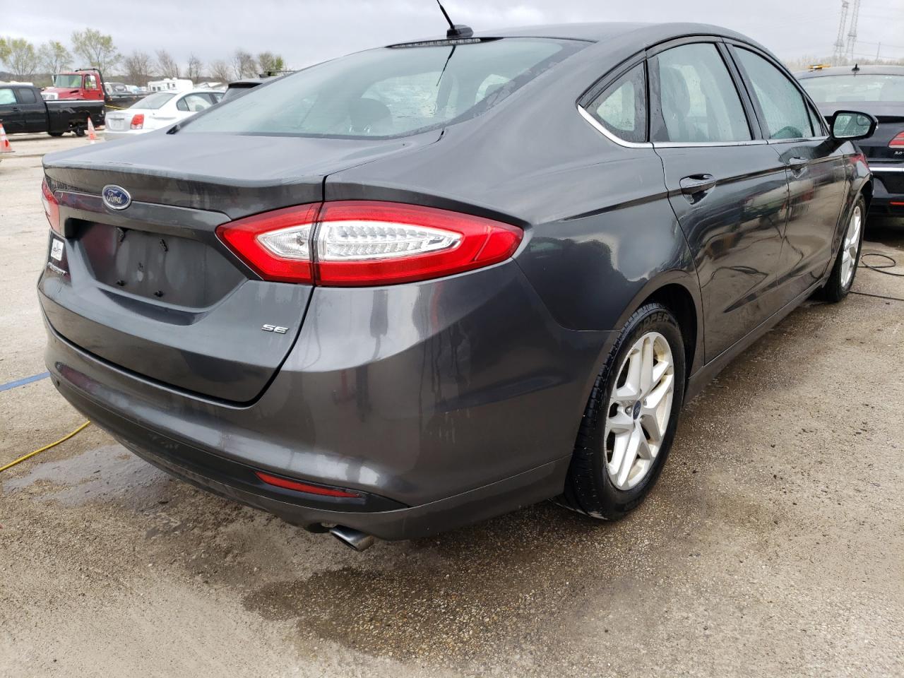 Photo 2 VIN: 3FA6P0H72FR143117 - FORD FUSION 