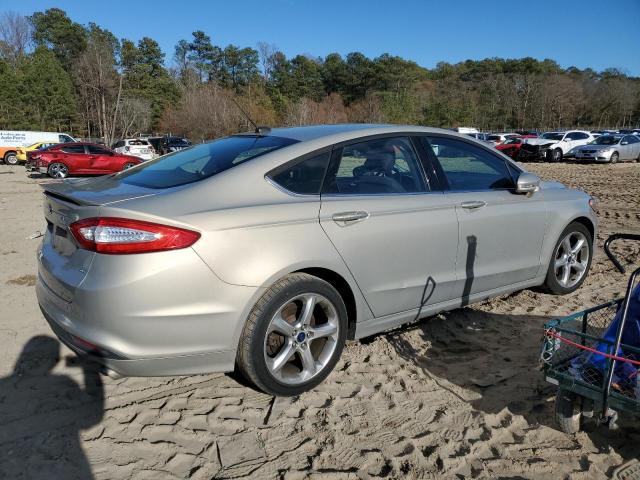 Photo 2 VIN: 3FA6P0H72FR203543 - FORD FUSION SE 