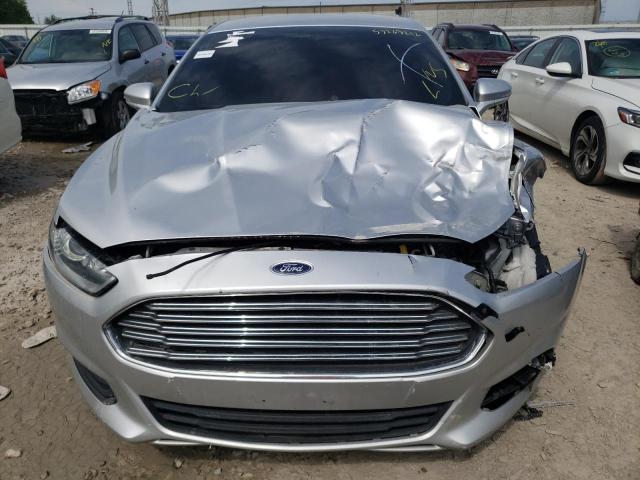 Photo 8 VIN: 3FA6P0H72GR177060 - FORD FUSION SE 