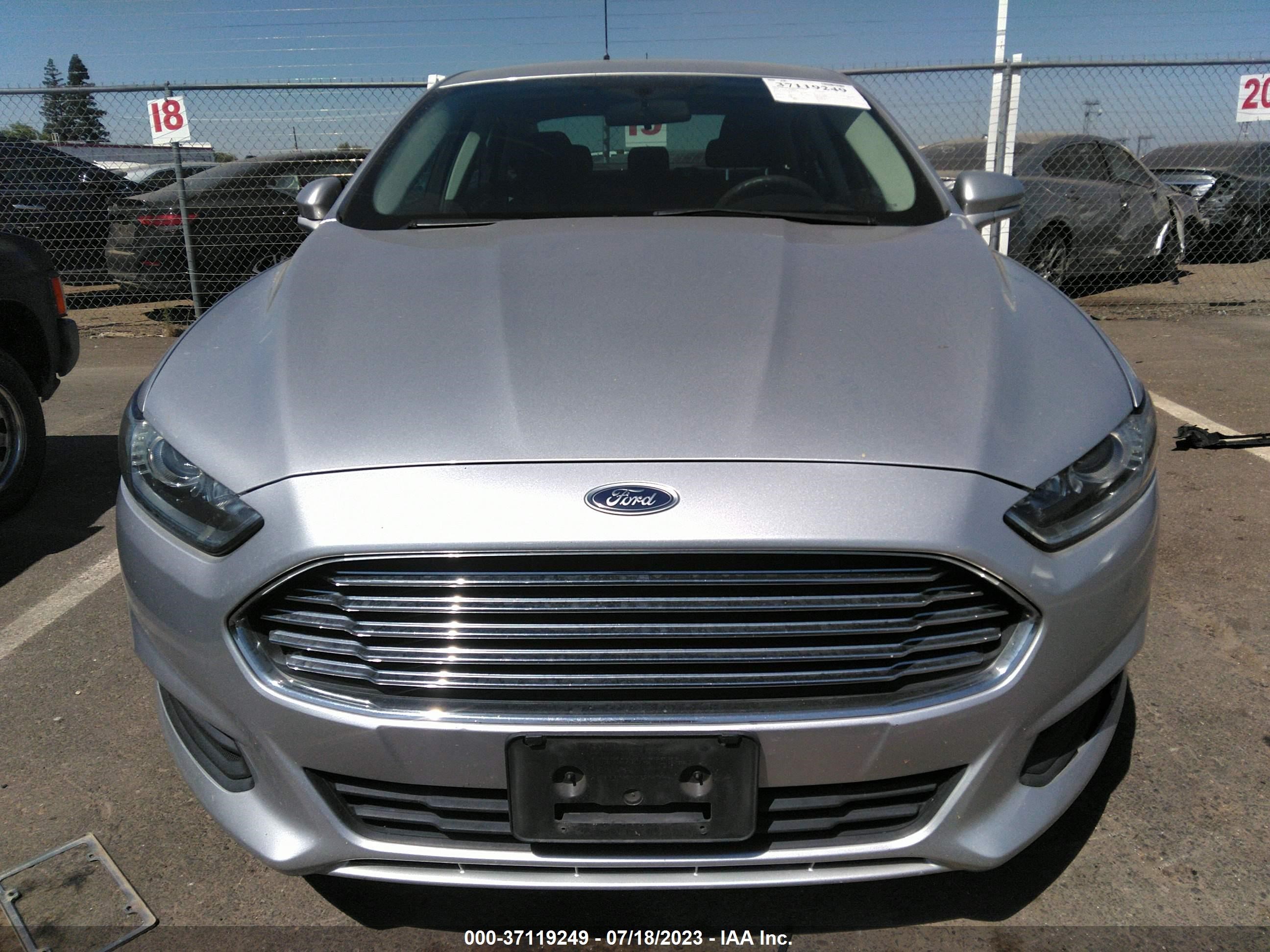 Photo 11 VIN: 3FA6P0H72GR225785 - FORD FUSION 