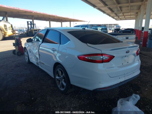 Photo 2 VIN: 3FA6P0H72GR247379 - FORD FUSION 