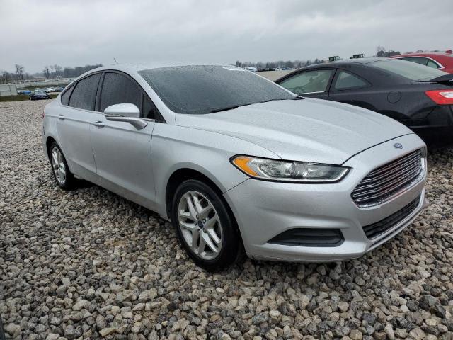 Photo 3 VIN: 3FA6P0H72GR259807 - FORD FUSION SE 