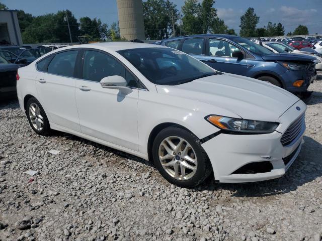 Photo 3 VIN: 3FA6P0H72GR388291 - FORD FUSION SE 