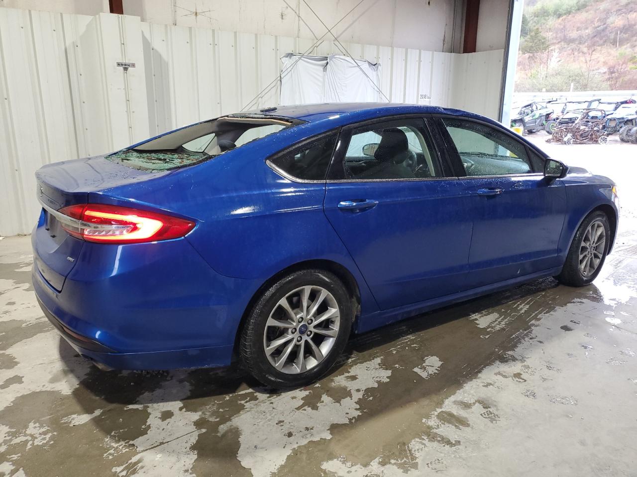 Photo 2 VIN: 3FA6P0H72HR103526 - FORD FUSION 