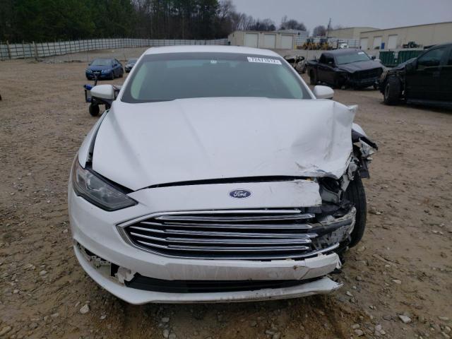 Photo 4 VIN: 3FA6P0H72HR137577 - FORD FUSION SE 