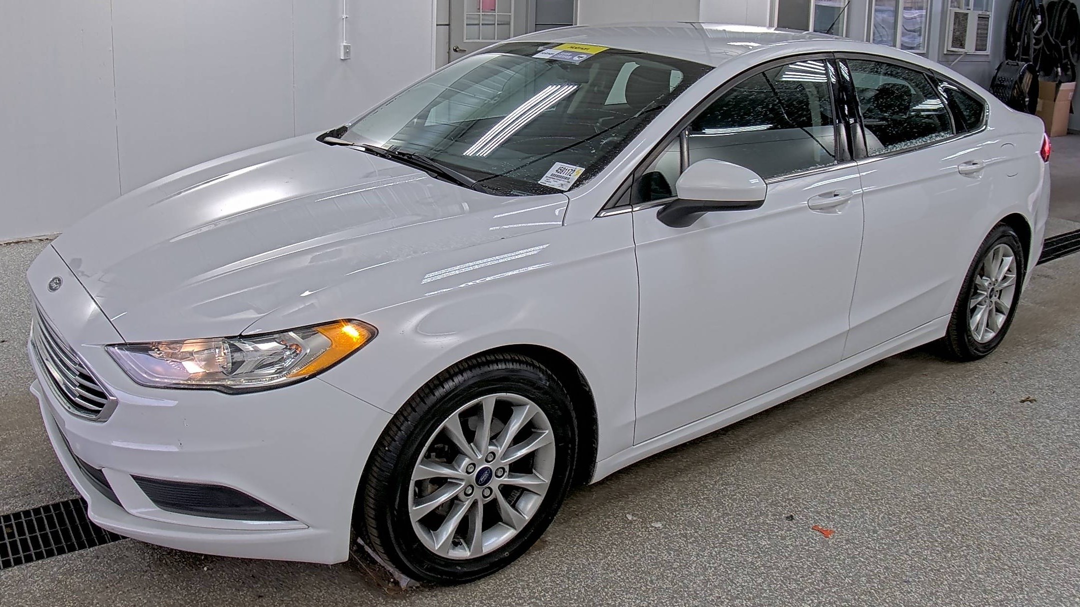 Photo 6 VIN: 3FA6P0H72HR151494 - FORD FUSION 