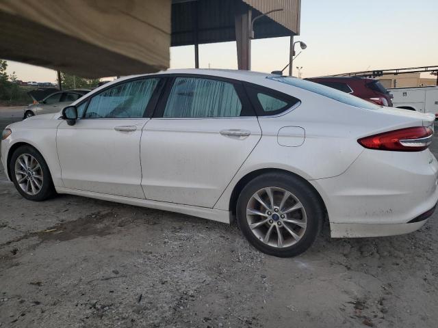 Photo 1 VIN: 3FA6P0H72HR211869 - FORD FUSION SE 