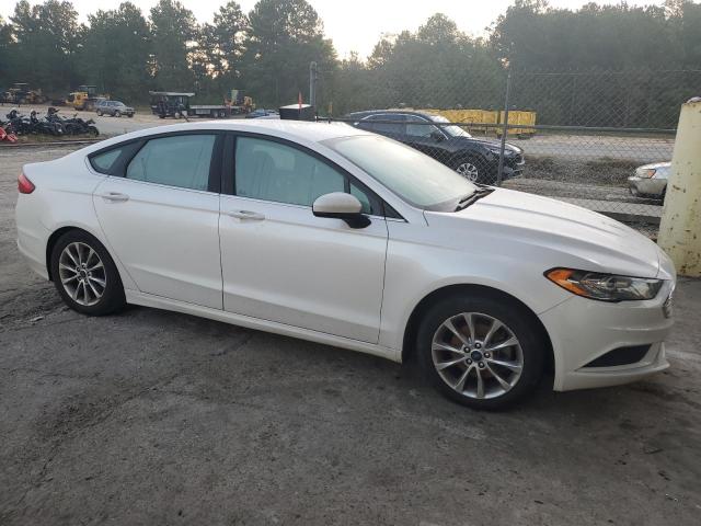 Photo 3 VIN: 3FA6P0H72HR211869 - FORD FUSION SE 