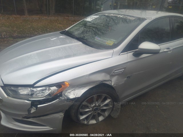 Photo 5 VIN: 3FA6P0H72HR358709 - FORD FUSION 