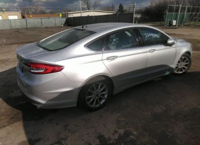 Photo 3 VIN: 3FA6P0H72HR388308 - FORD FUSION 