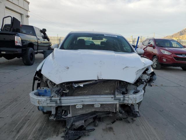 Photo 4 VIN: 3FA6P0H72HR416494 - FORD FUSION SE 