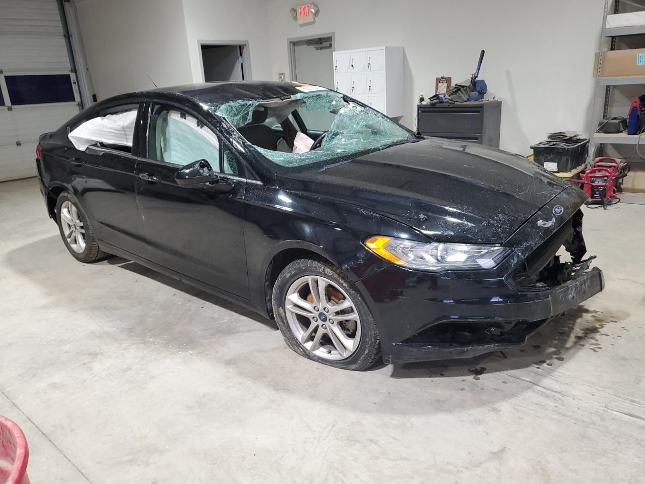 Photo 3 VIN: 3FA6P0H72JR107971 - FORD FUSION 