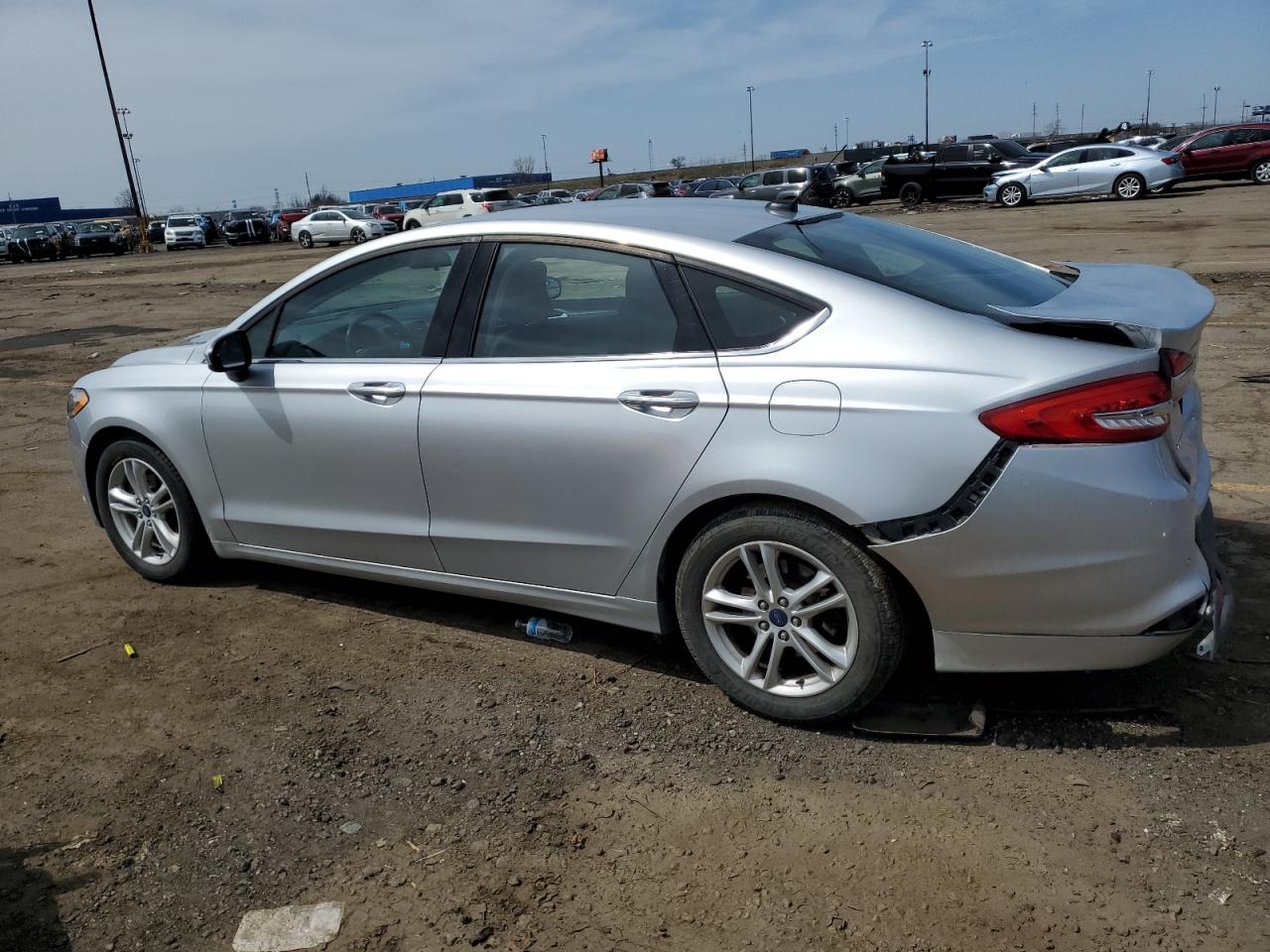 Photo 1 VIN: 3FA6P0H72JR114242 - FORD FUSION 