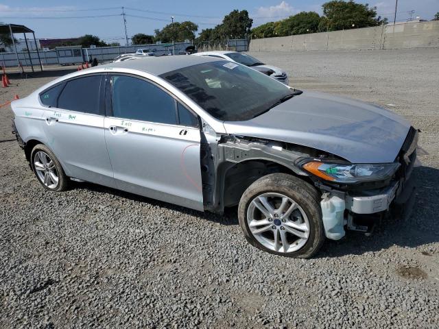 Photo 3 VIN: 3FA6P0H72JR242626 - FORD FUSION SE 