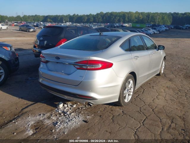 Photo 3 VIN: 3FA6P0H72JR254131 - FORD FUSION 