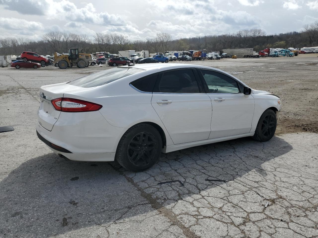 Photo 2 VIN: 3FA6P0H73DR154673 - FORD FUSION 