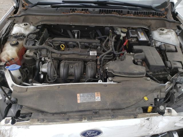 Photo 6 VIN: 3FA6P0H73DR305351 - FORD FUSION 