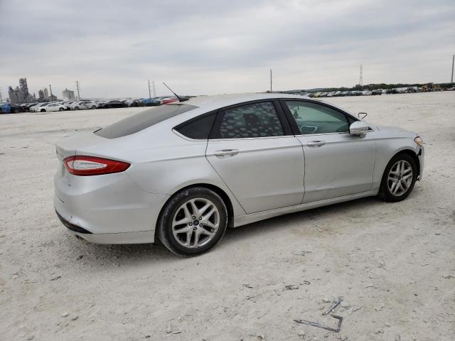 Photo 2 VIN: 3FA6P0H73FR152926 - FORD FUSION SE 