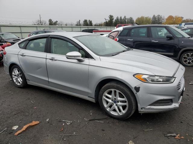 Photo 3 VIN: 3FA6P0H73FR248989 - FORD FUSION 