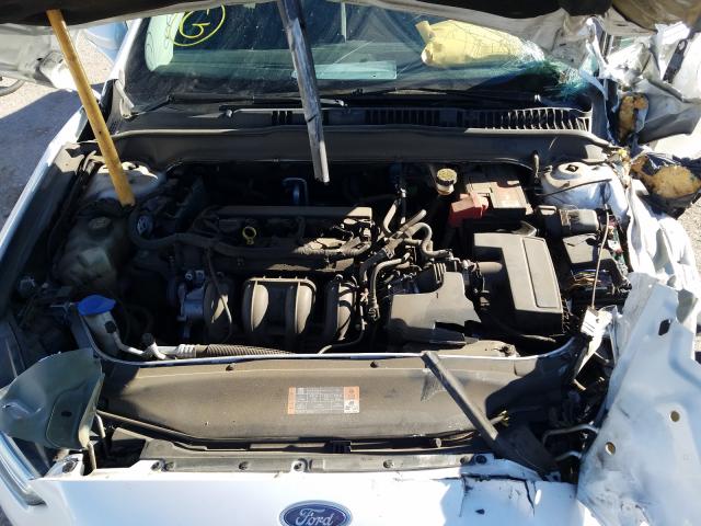 Photo 6 VIN: 3FA6P0H73FR305997 - FORD FUSION SE 