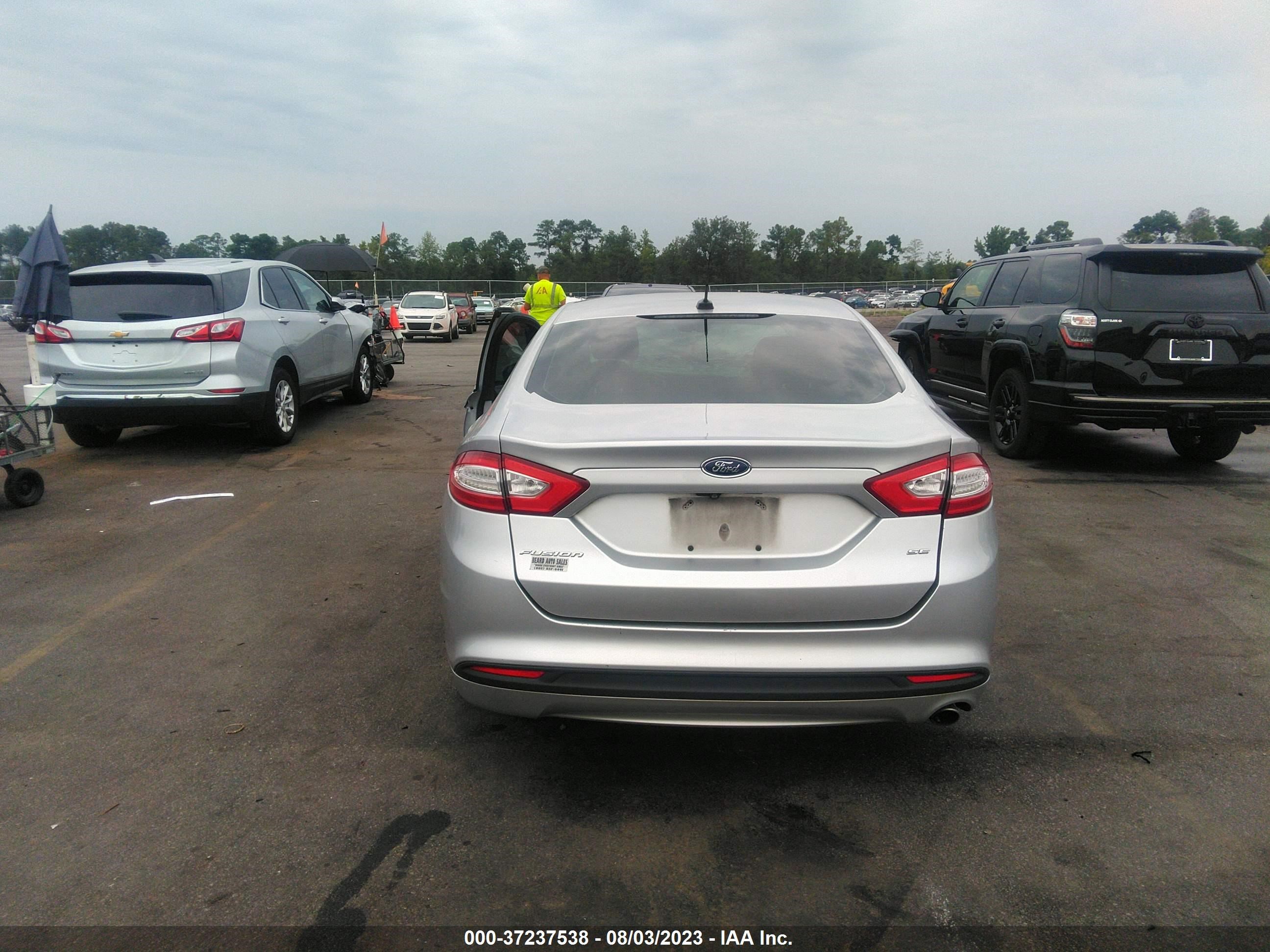 Photo 16 VIN: 3FA6P0H73GR175799 - FORD FUSION 