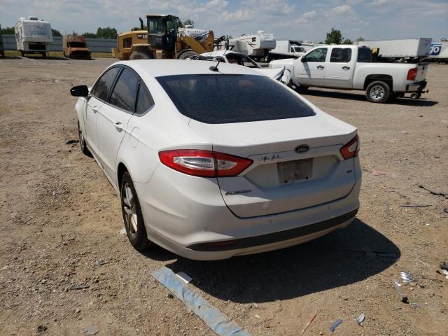 Photo 2 VIN: 3FA6P0H73GR187273 - FORD FUSION SE 