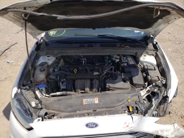 Photo 6 VIN: 3FA6P0H73GR187273 - FORD FUSION SE 