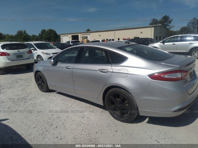 Photo 2 VIN: 3FA6P0H73GR311025 - FORD FUSION 