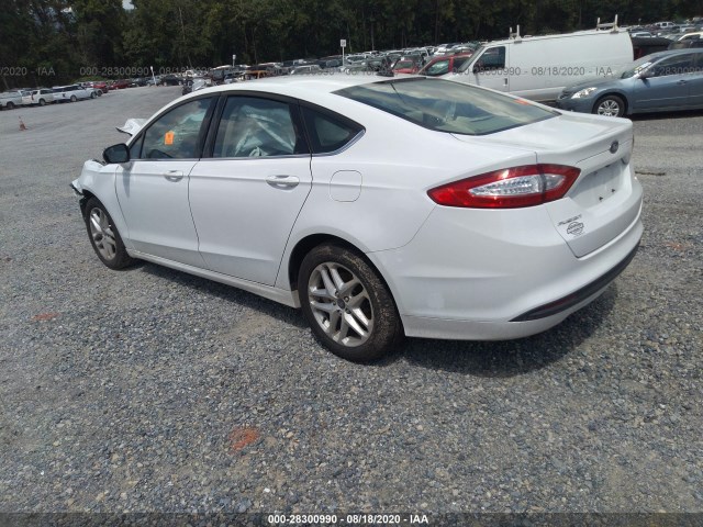 Photo 2 VIN: 3FA6P0H73GR324373 - FORD FUSION 