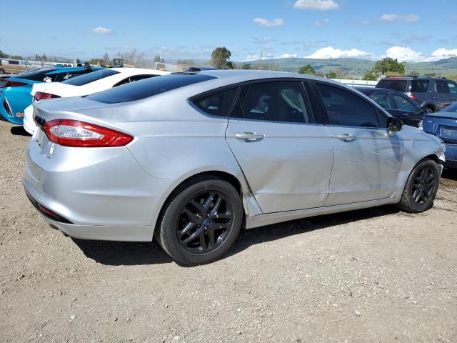 Photo 2 VIN: 3FA6P0H73GR388980 - FORD FUSION 