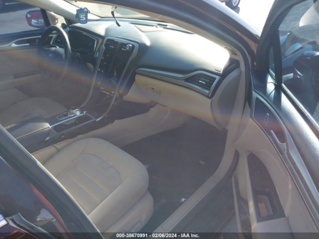 Photo 4 VIN: 3FA6P0H73HR103244 - FORD FUSION 