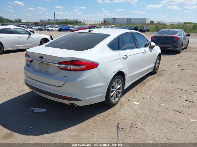 Photo 3 VIN: 3FA6P0H73HR150743 - FORD FUSION 