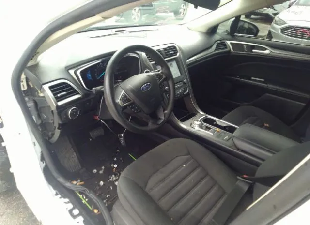 Photo 4 VIN: 3FA6P0H73HR167915 - FORD FUSION 