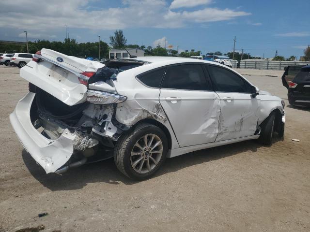 Photo 2 VIN: 3FA6P0H73HR181331 - FORD FUSION 