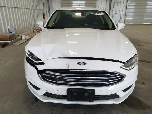 Photo 8 VIN: 3FA6P0H73HR370450 - FORD FUSION SE 