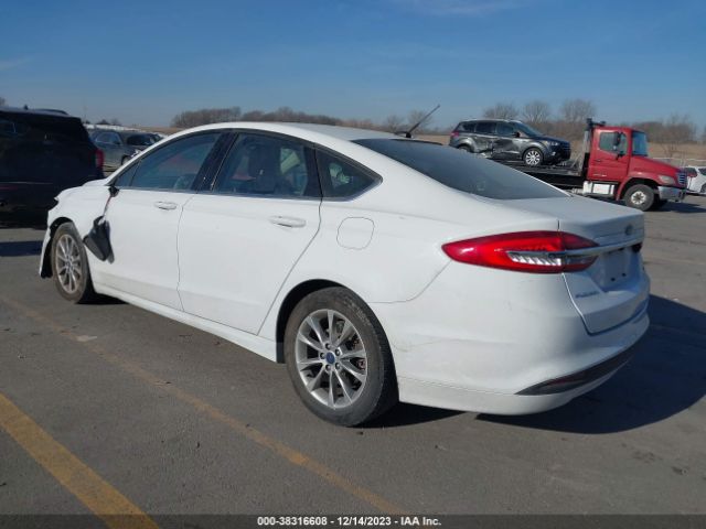 Photo 2 VIN: 3FA6P0H73HR381755 - FORD FUSION 